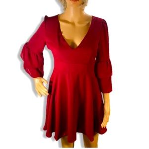 BB DAKOTA burgundy always classy size S NWT